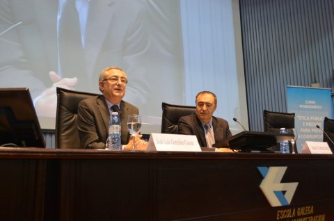  Delitos de prevaricaci&oacute;n e de negociaci&oacute;ns e actividades prohibidas aos funcionarios p&uacute;blicos  - Curso monográfico sobre ética pública e medios para previr a corrupción